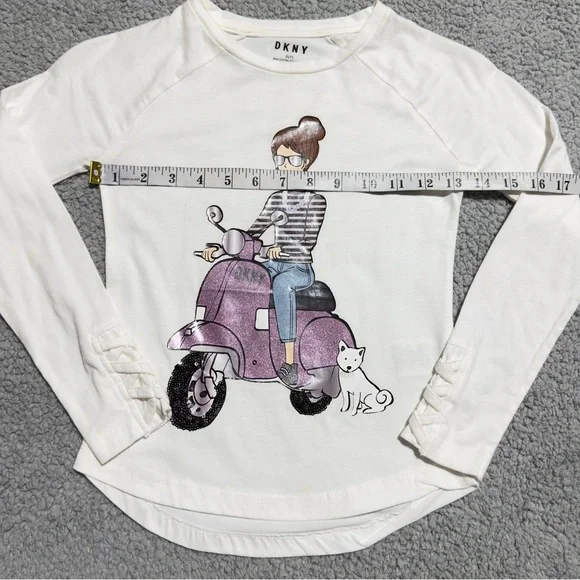 DKNY Girls White Long Sleeve Graphic T-Shirt, Size S(7), Scooter Cat Print Shirt - Picture 5 of 6